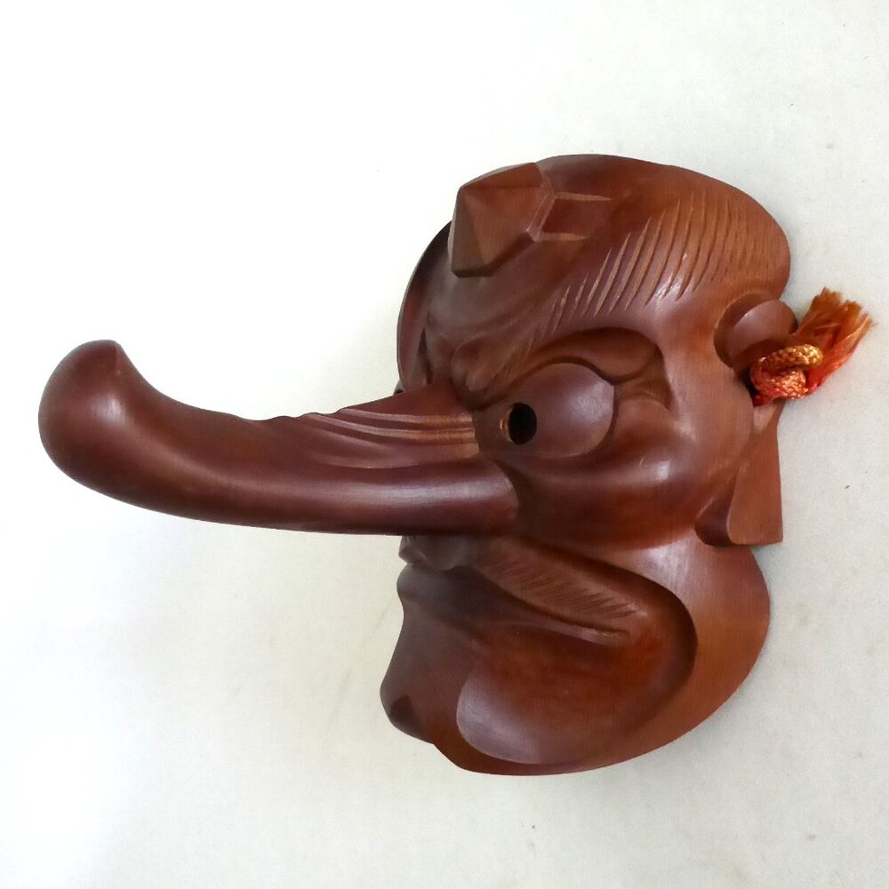 VINTAGE 8” JAPAN TENGU DEMON HAND CARVED WOOD MASK WALL HANGING
